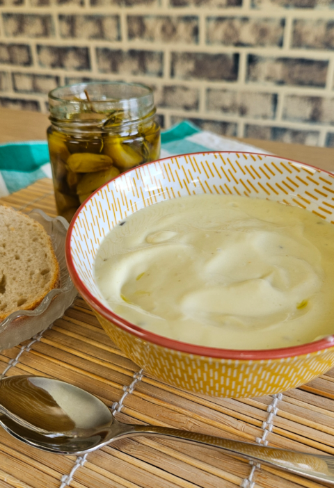 maionese confit 480x702 - Maionese de alho confit| alho assado