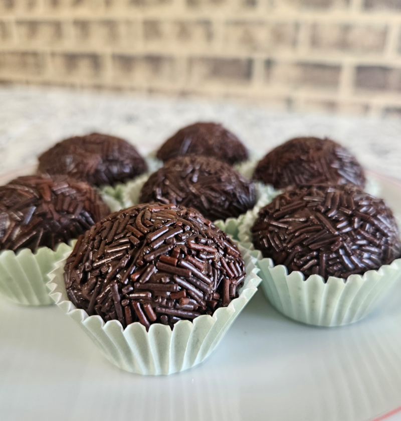 brigadeiro 800x840 - Brigadeiro
